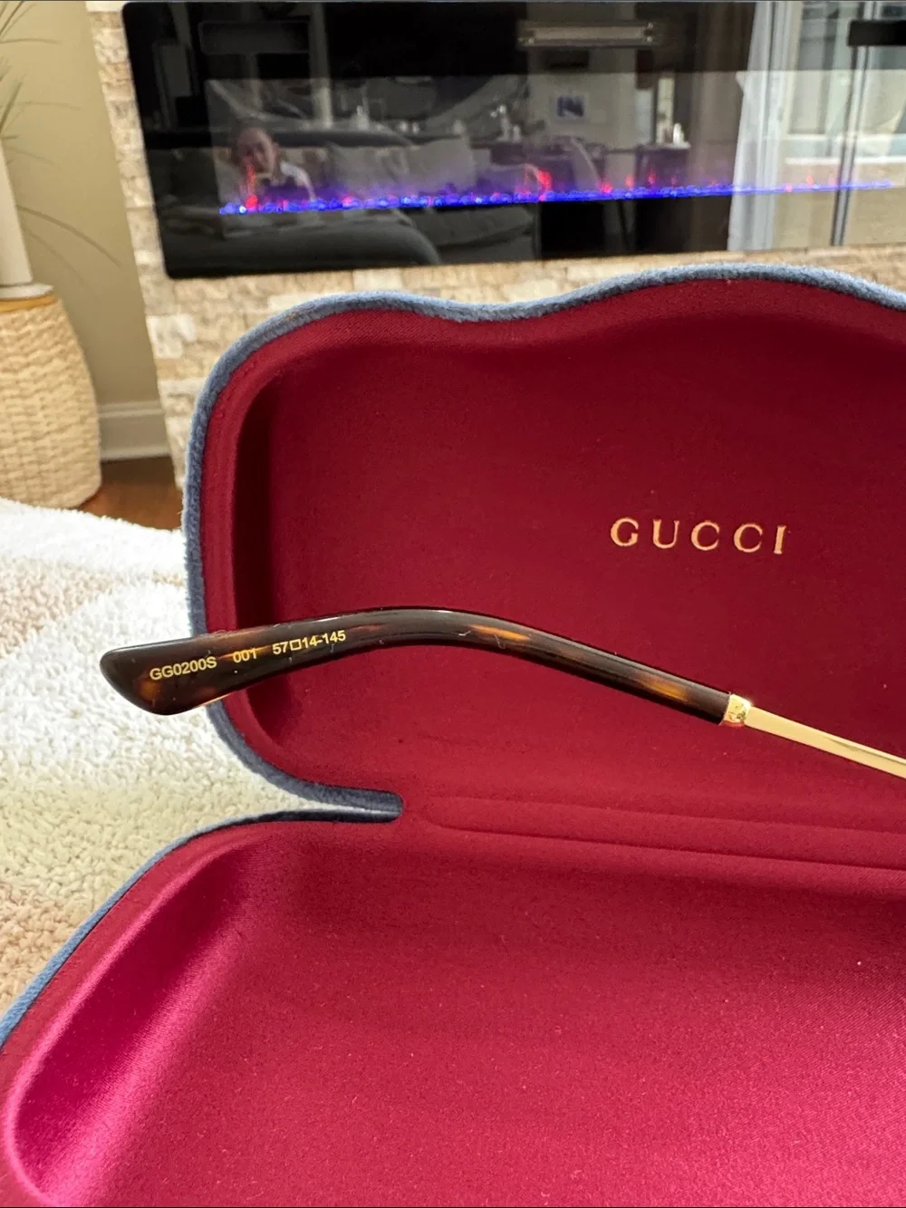 Gucci Black and Gold Oversized Aviator Sunglasses